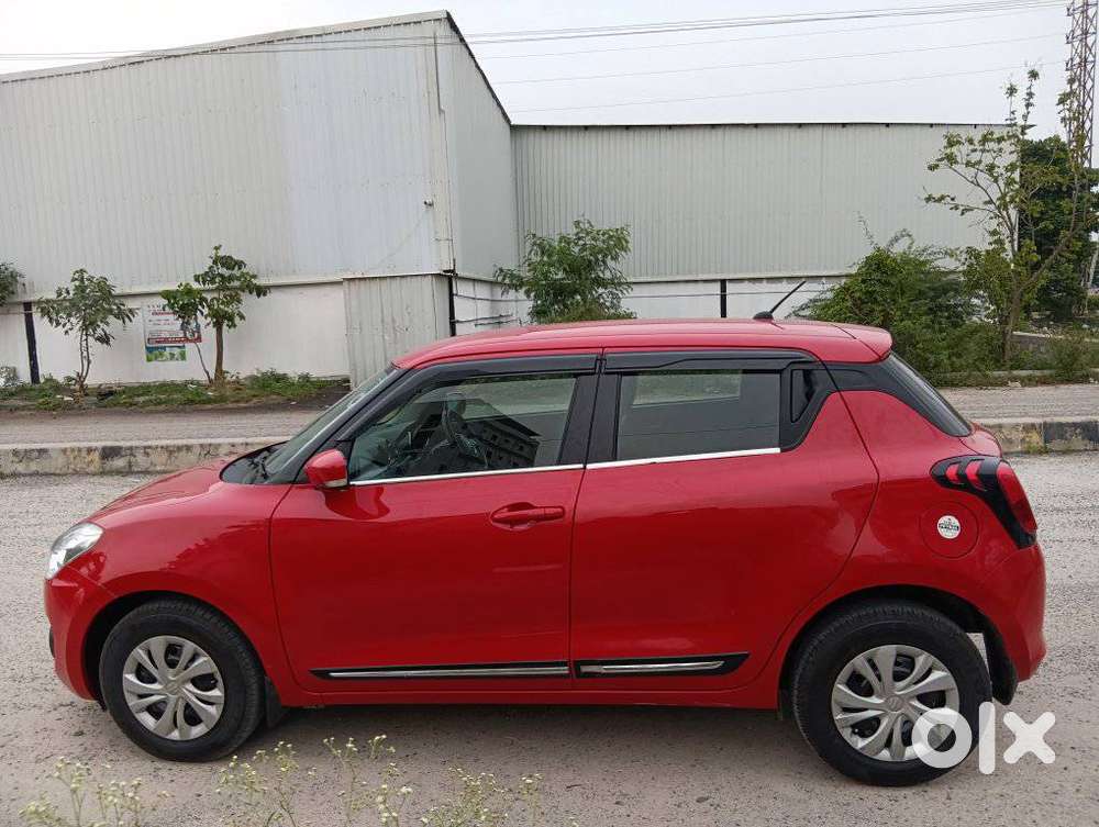 Maruti Suzuki Swift Vvt Vxi, 2021, Petrol