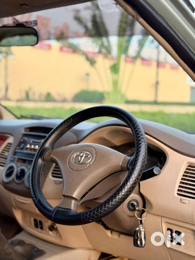 Toyota Innova 2004-2011 2.5 G4 Diesel 8-seater, 2008, Diesel