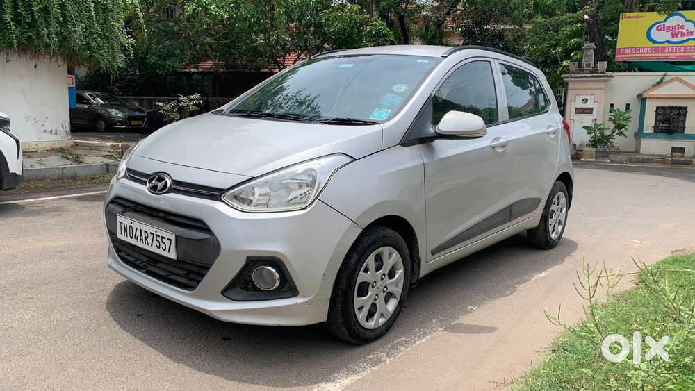 Hyundai Grand I10 Sportz, 2016, Petrol