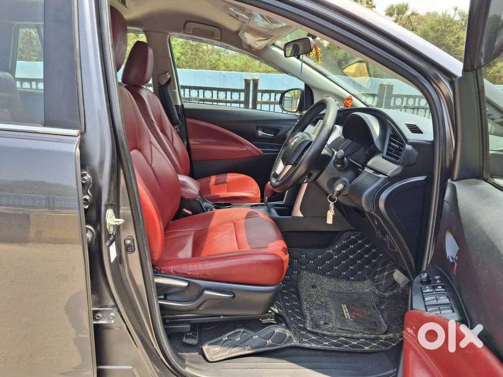 Toyota Innova Crysta [2016-2020] 2.4 Gx At 8 Str, 2021, Diesel