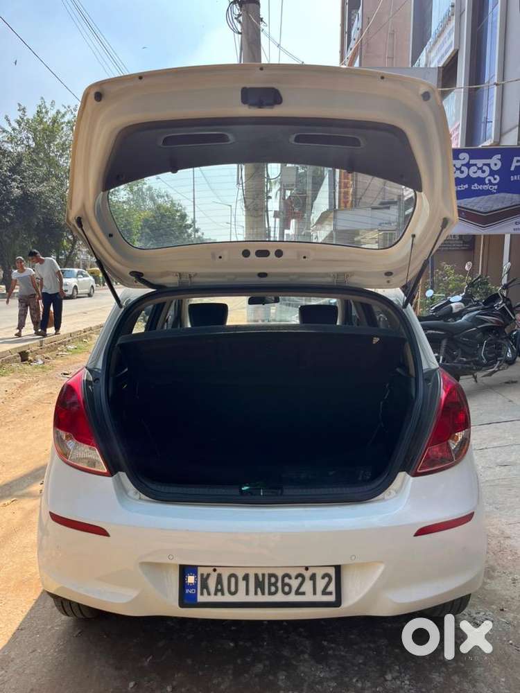 Hyundai I20 2012 Diesel Well Maintained Good Mileage, Direct Customer