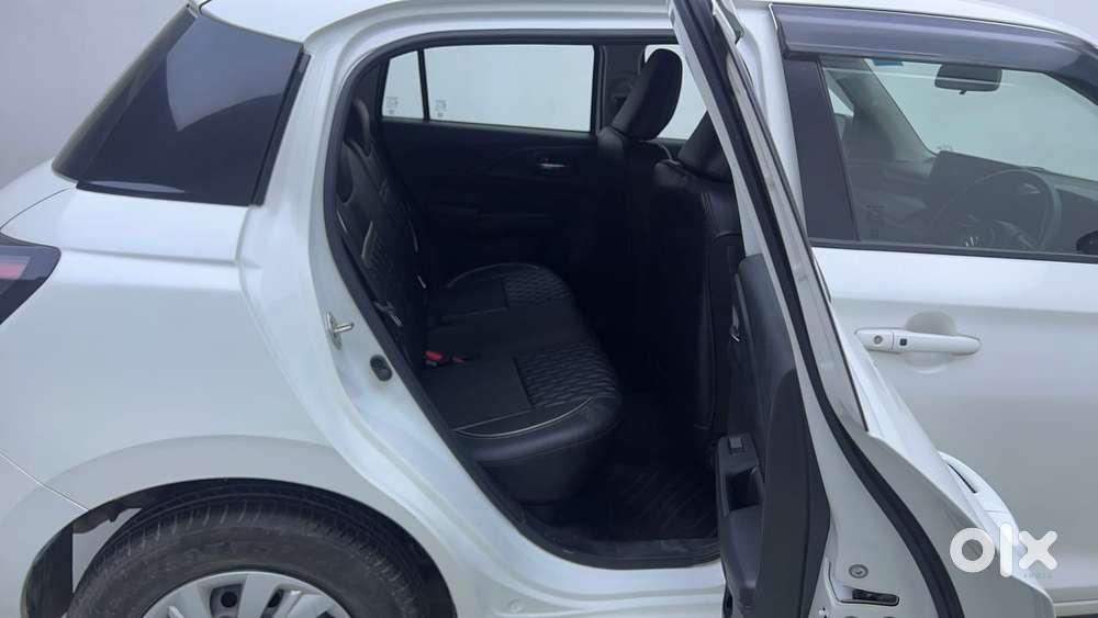 Maruti Suzuki Swift Vxi Optional, 2024, Petrol