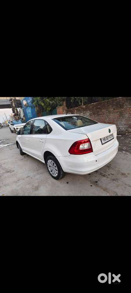 Skoda Rapid Onyx 1.5 Tdi Mt, 2012, Diesel