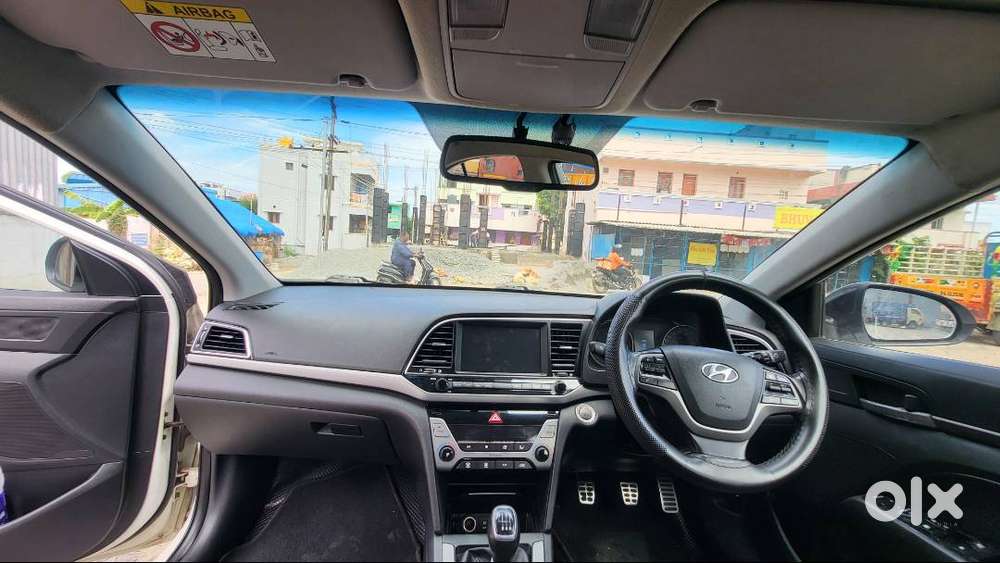 Hyundai New Elantra 2016 Diesel Well Maintained