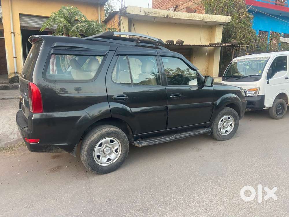2015 Tata Safari Storme, Androide Bass Tube All Tyres New Back Camera