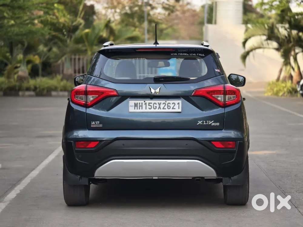 Mahindra Xuv3oo W8(o) Amt