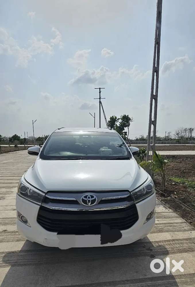 Toyota Innova Crysta 2018 Diesel 140000 Km Driven