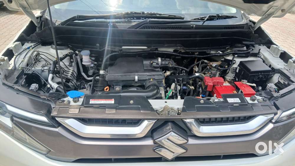 Maruti Suzuki Brezza 1.5 Lxi Smart Hybrid, 2023