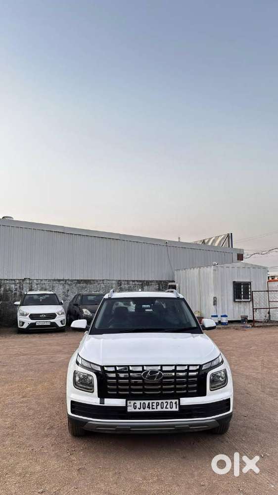 Hyundai Venue S 1.2 Petrol, 2024, Petrol