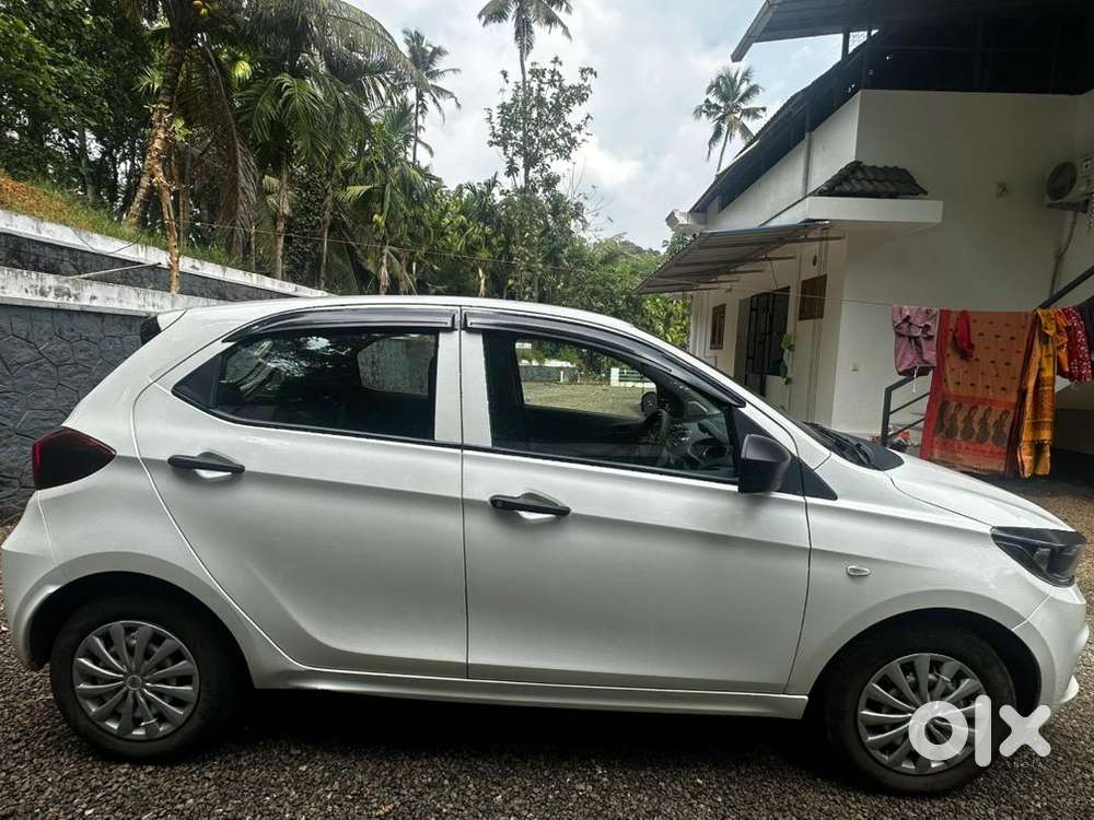 Tata Tiago Xe 2021 Petrol Well Maintained