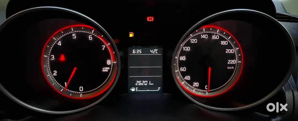 Maruti Suzuki Swift 2022 Petrol 26000 Km Driven