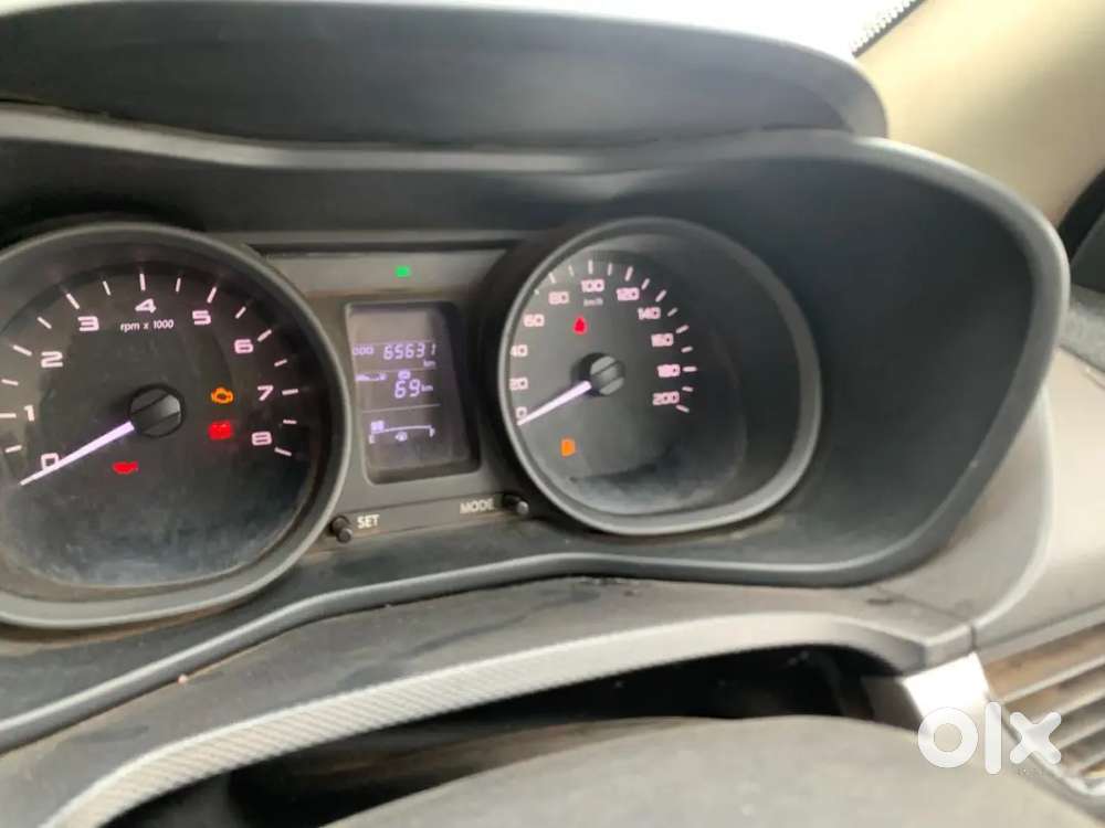 Tata Nexon 1.5 Xt 2019 पेट्रोल