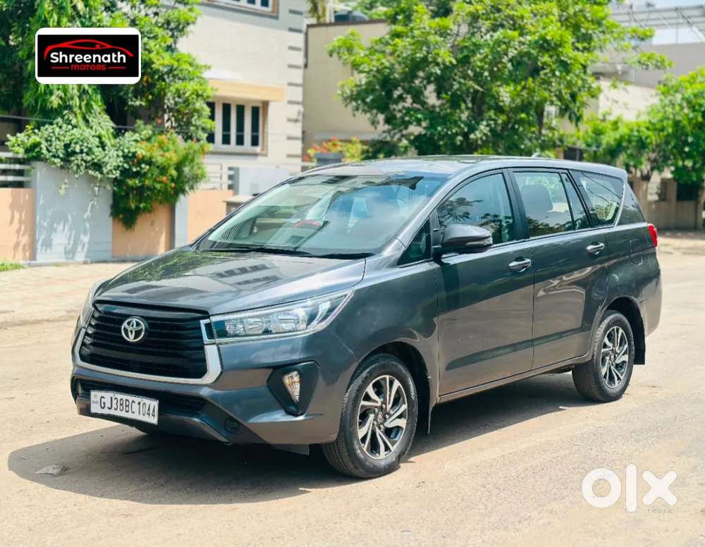 Toyota Innova Crysta [2020-ongoing] 2.4 Gx At 8 Str, 2021, Diesel
