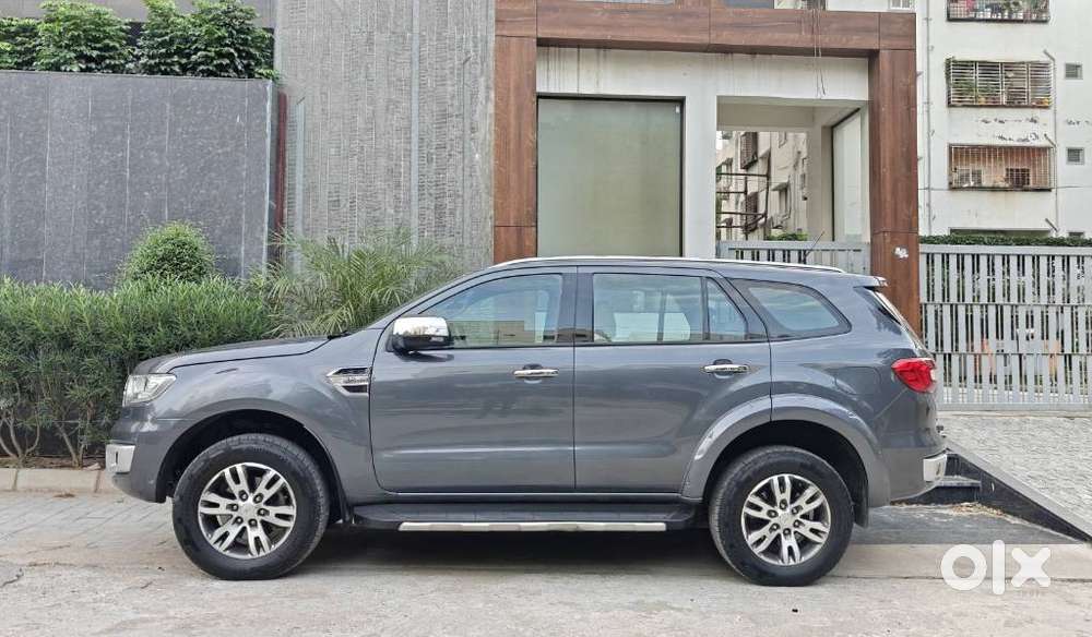 Ford Endeavour 3.2 Titanium Plus 4x4 At, 2016, Diesel
