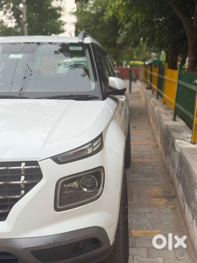 Hyundai Venue Diesel 2021