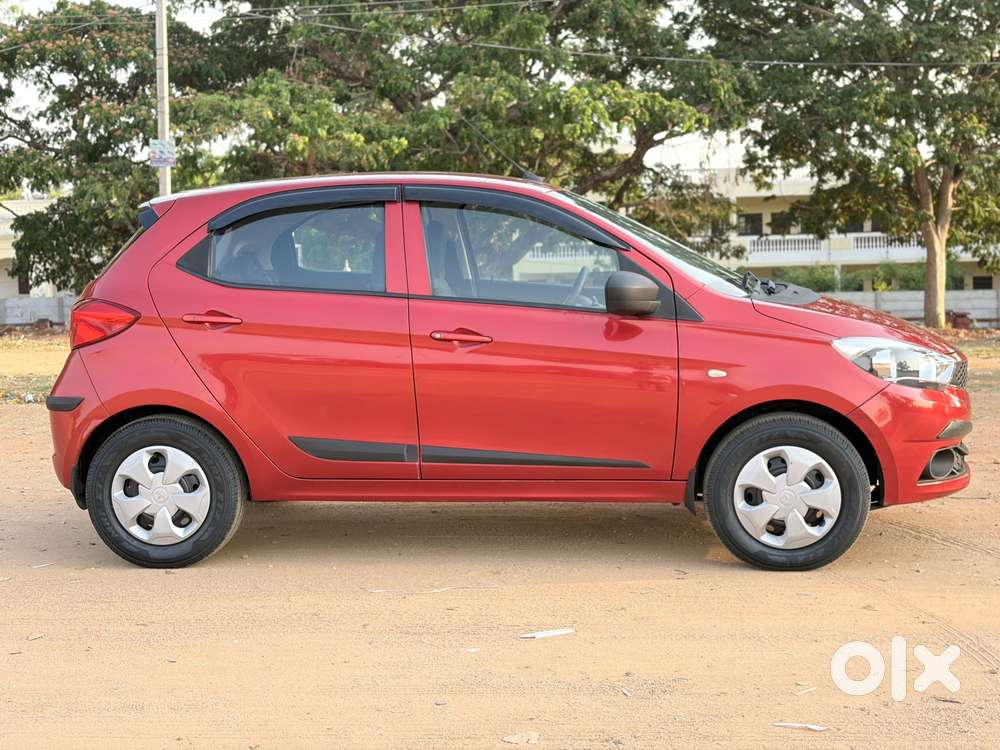 Tata Tiago 1.2 Revotron Xt, 2017, Petrol