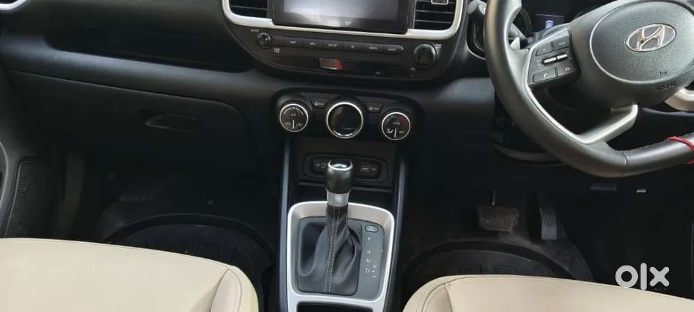 Hyundai Venue 1.0 Sx (o) Turbo Dct, 2021, Petrol