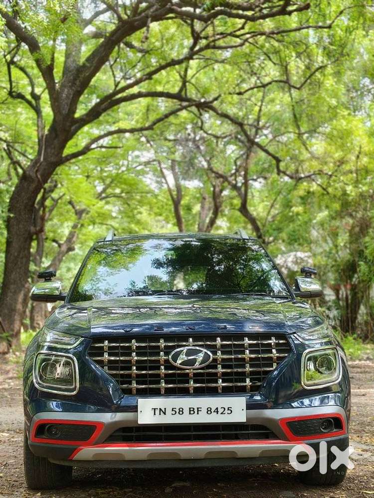 Hyundai Venue Sx Plus Turbo Dct, 2022, Petrol