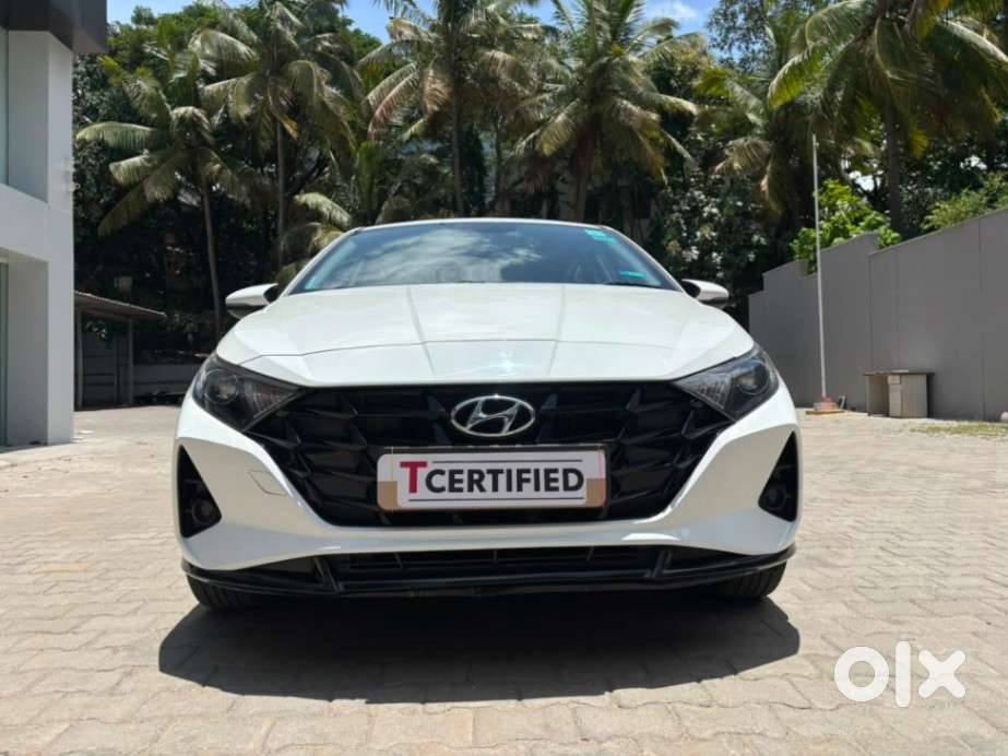 Hyundai I20 Asta (o) 1.2 Ivt, 2023, Petrol