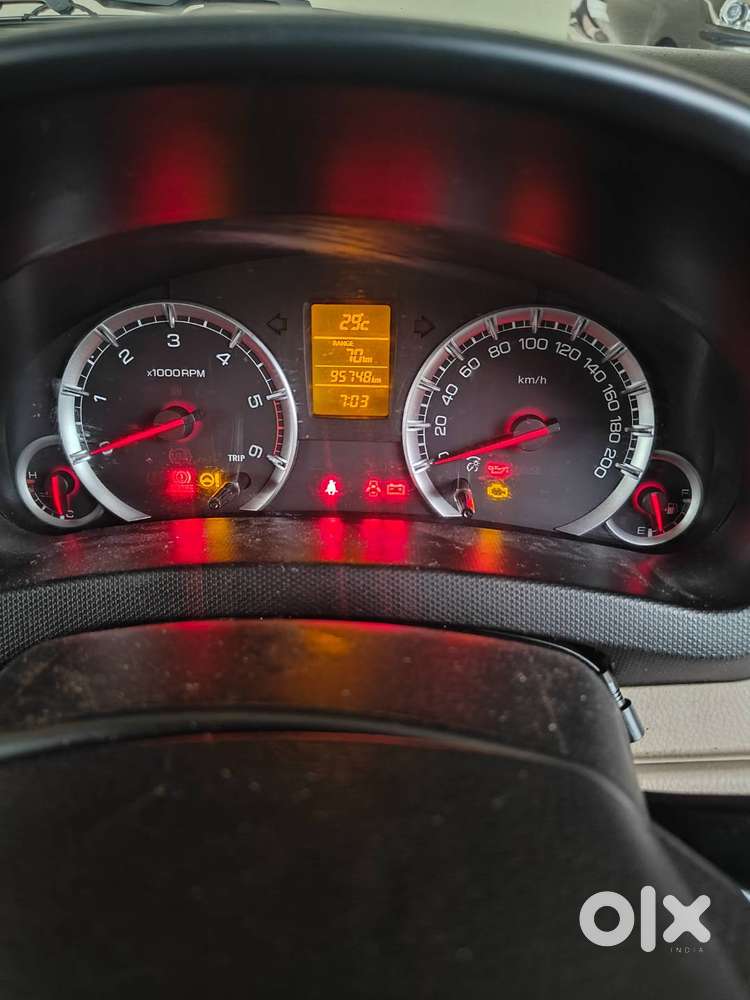Maruti Suzuki Swift Dzire 2014 Diesel 96000 Km Driven