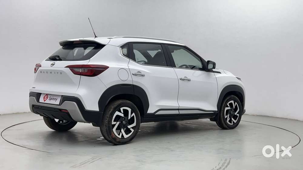 Nissan Magnite 1.0 Xv Turbo Cvt, 2022, Petrol