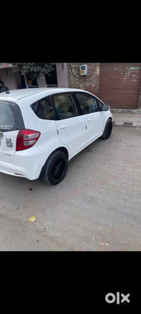 Honda Jazz  ,petrol * Mnf 2011.reg 2012
