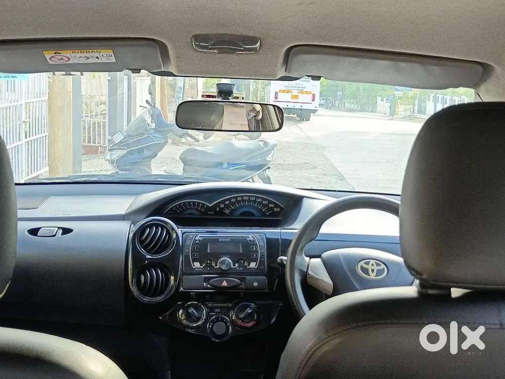 Toyota Etios Cross 2016