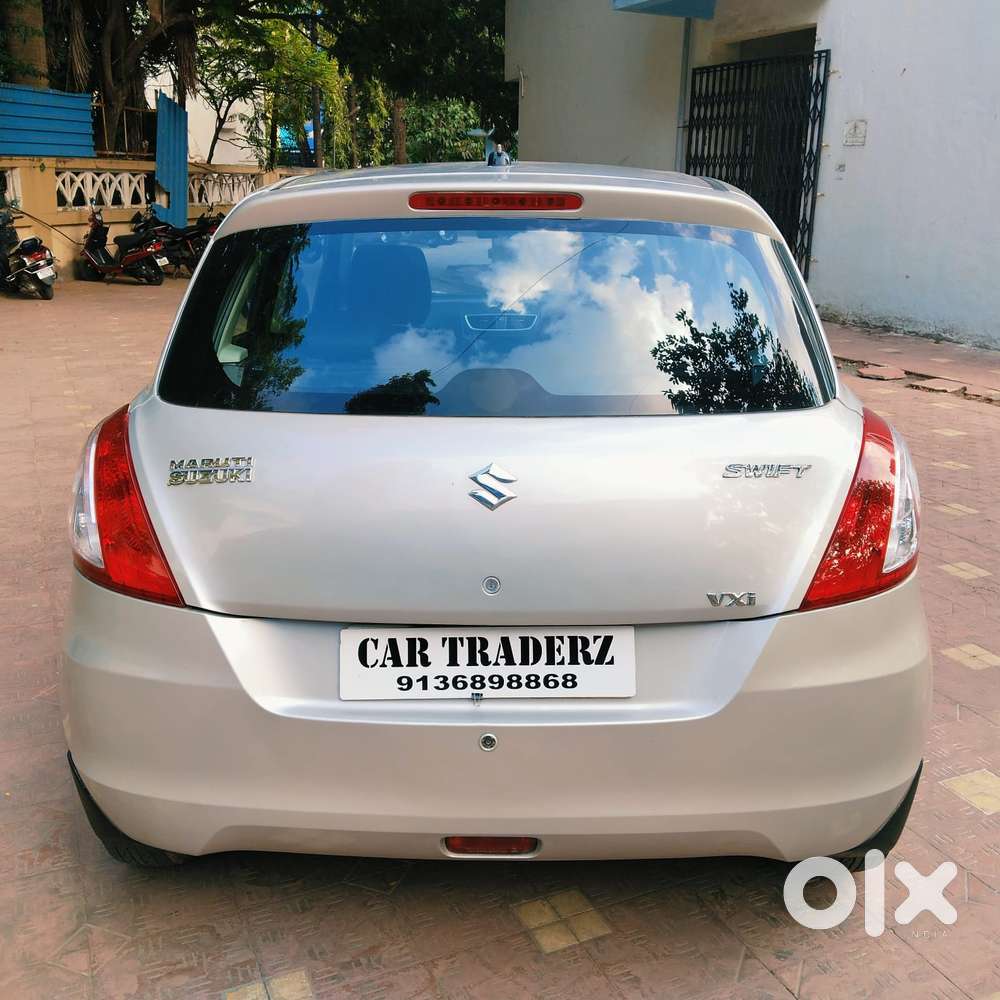 Maruti Suzuki Swift Vxi Abs Bsiv, 2013, Petrol