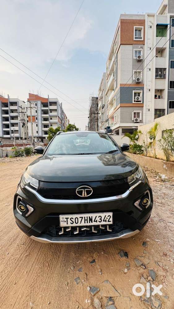 Tata Nexon 1.2 Revotron Xma Amt (s), 2021, Petrol