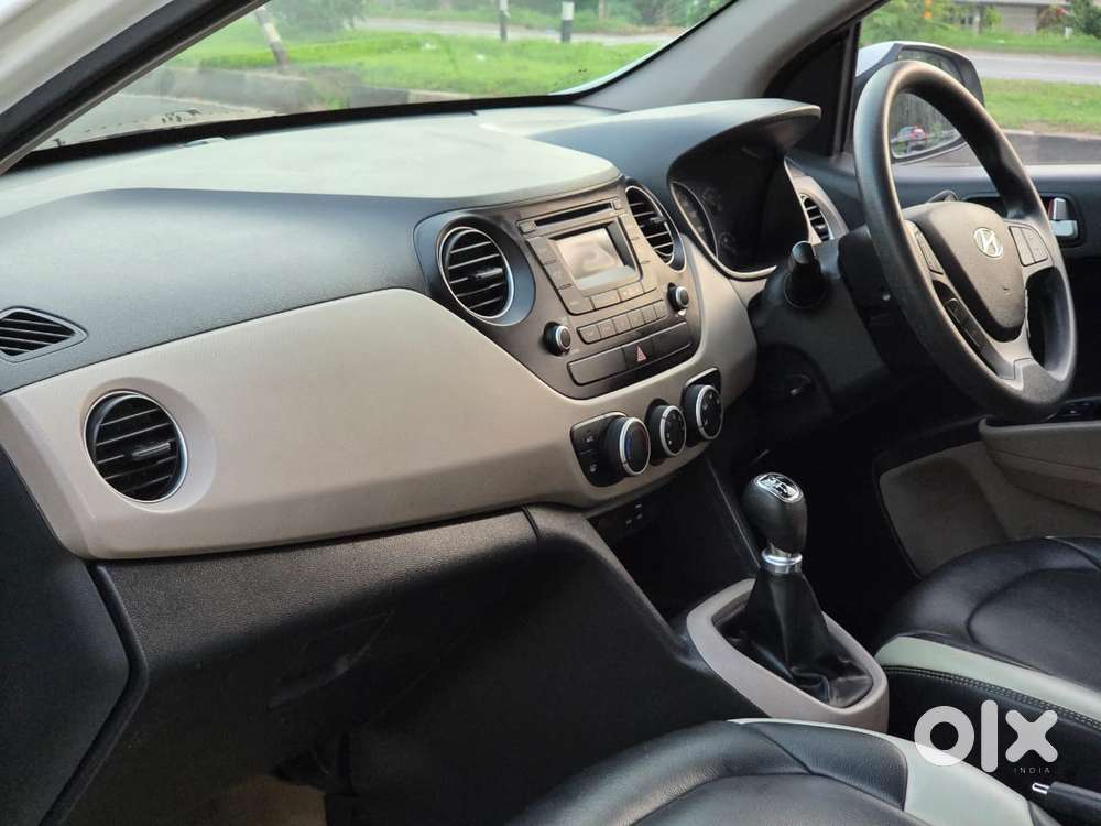 Hyundai Grand I10 2013-2016 Sportz, 2015, Petrol