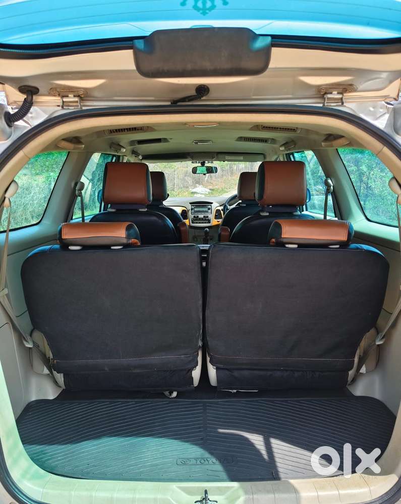 Toyota Innova 2.5 Vx 8 Str, 2011, Diesel
