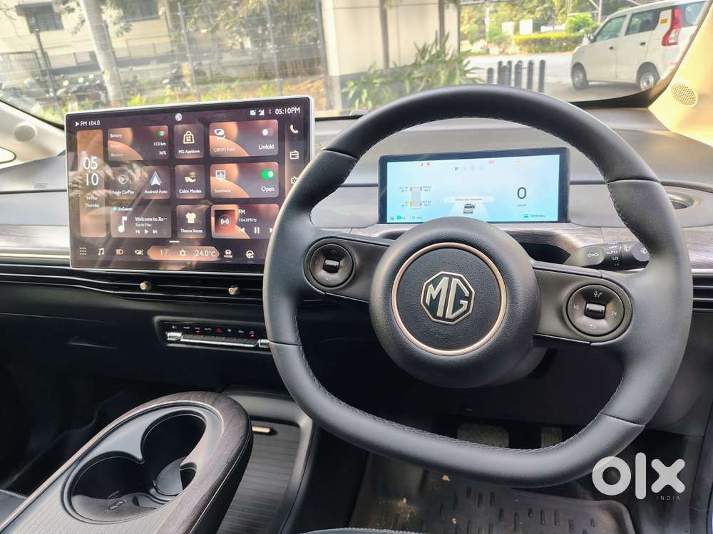 Mg Windsor Ev Essence, 2024, Electric