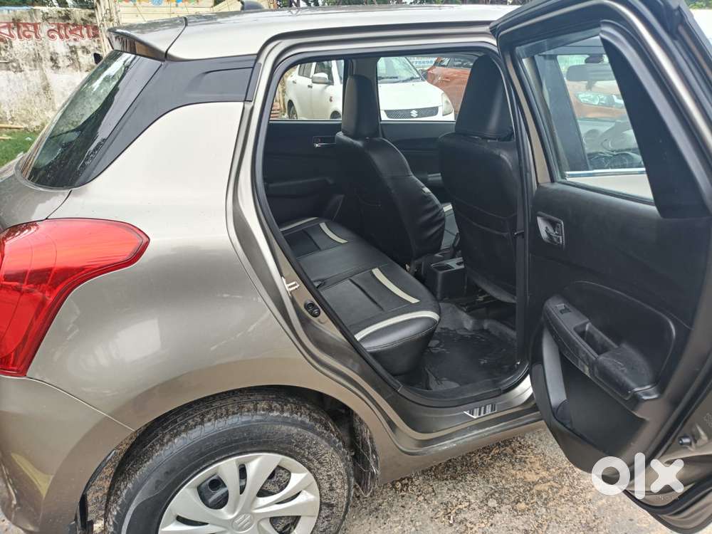 Maruti Suzuki Swift Vxi 1.2 Abs Bs-iv, 2018, Petrol