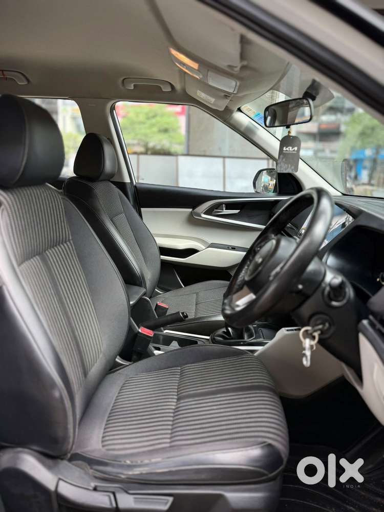 Kia Carens 1.5 Prestige 7 Str, 2023, Petrol