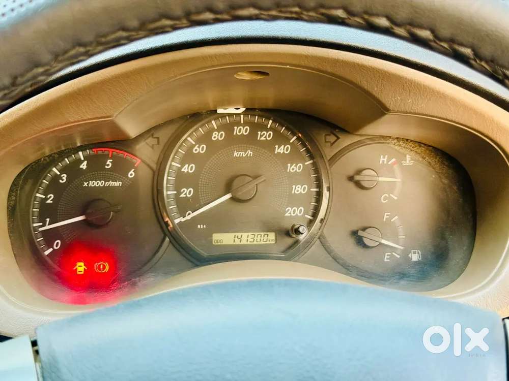 Brand: Toyota 
Model : Innova 2.5g 8seater

Fuel : Deisel :