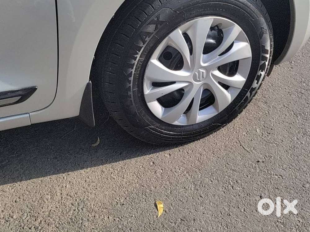 Maruti Suzuki Swift 1.2 Vxi (o), 2023, Petrol