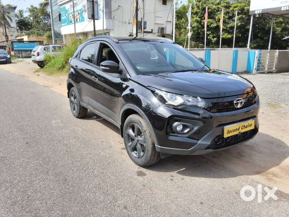 Tata Nexon 1.2 Revotron Xz Plus Hs Dark Edition, 2022, Petrol
