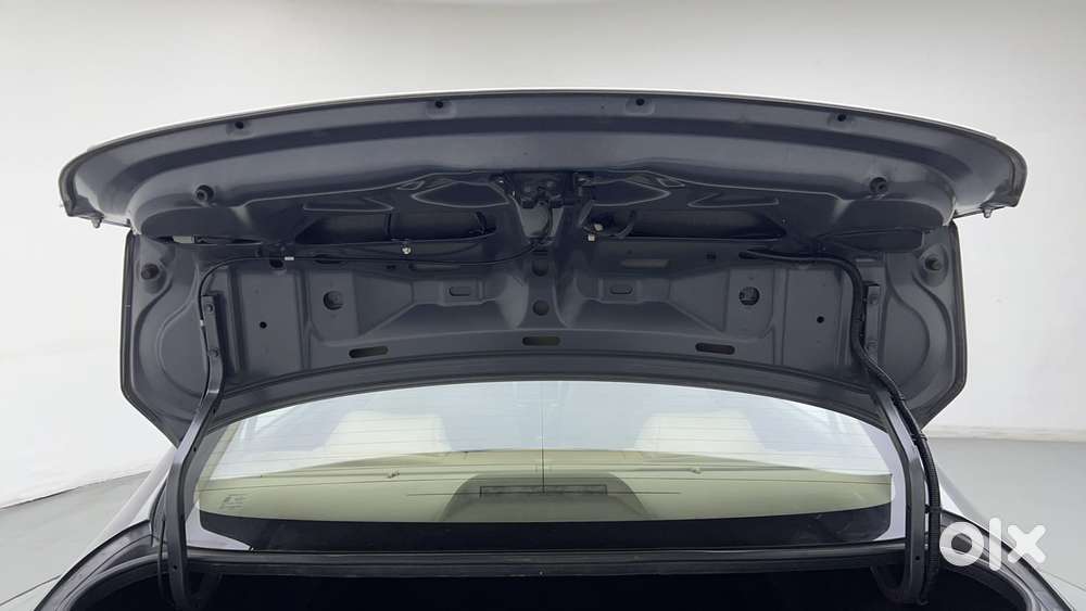 Maruti Suzuki Ciaz Zxi, 2015, Petrol