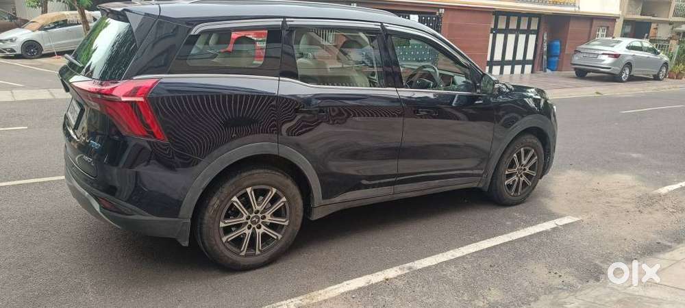 Mahindra Xuv700 2.2 Ax 7 Diesel At Str Awd, 2023, Diesel
