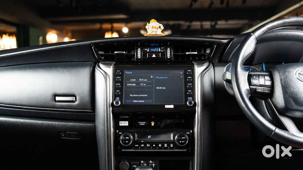 Toyota Fortuner Leader Edition (at), 2025, Diesel