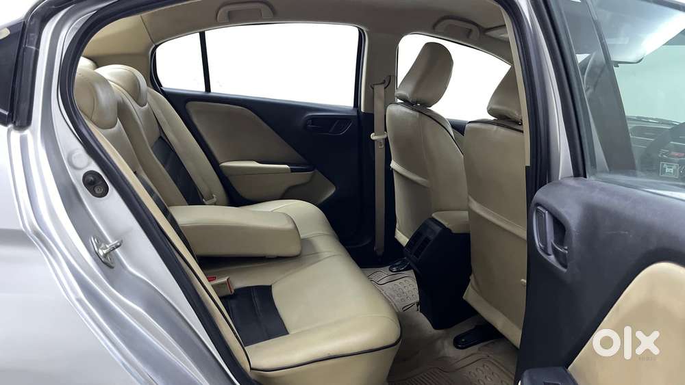 Honda City I-vtec Sv, 2015, Petrol