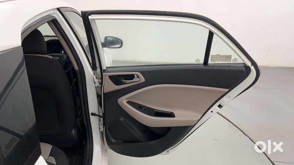 Hyundai Elite I20 Asta 1.4 Crdi, 2016, Petrol