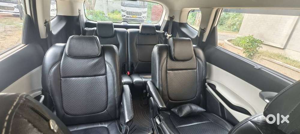 Kia Carens, 2024, Petrol