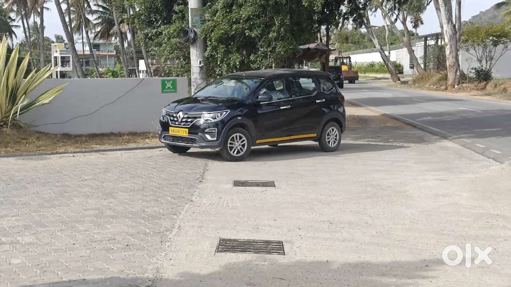 Yellow board KA Renault Triber 1.0 RXL 2026