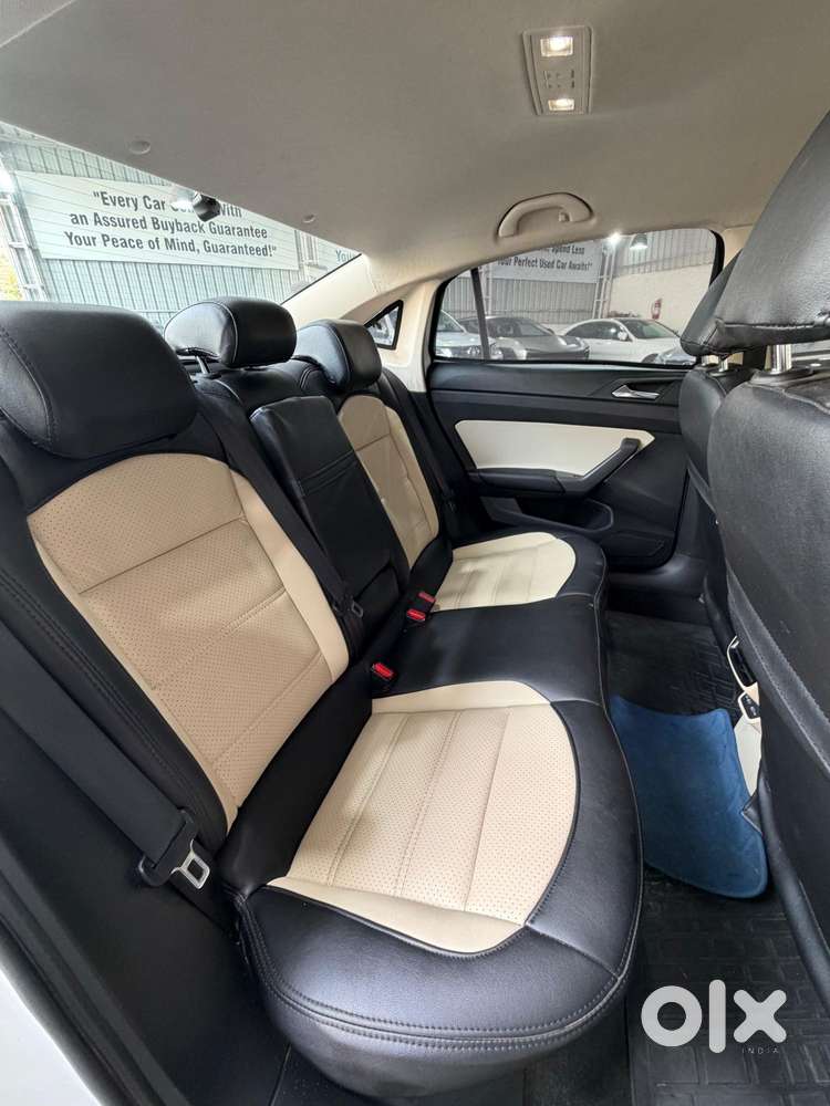 Skoda Slavia 1.5 Tsi Style At, 2023, Petrol