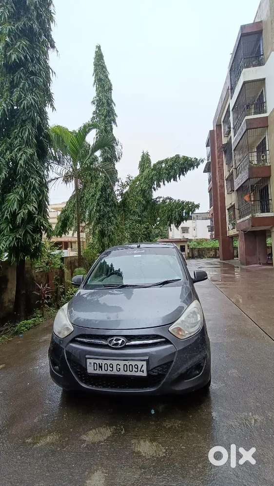 Hyundai I10 2011 Cng & Hybrids 98000 Km Driven