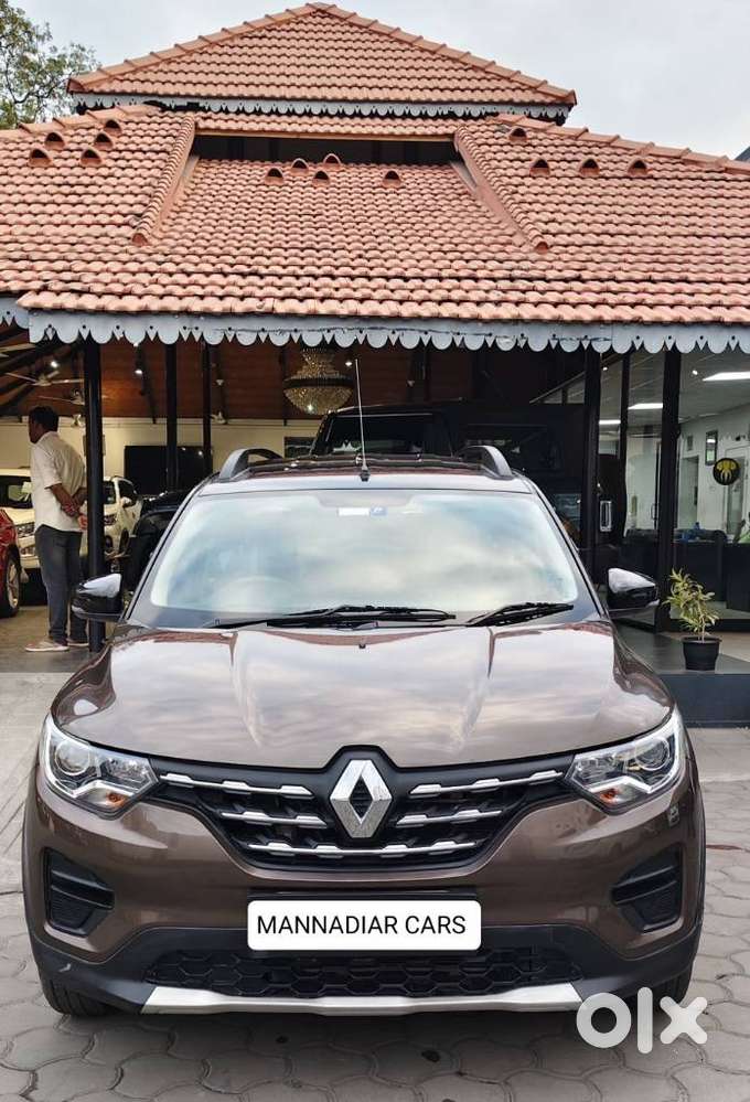 Renault Triber Rxt, 2022, Petrol