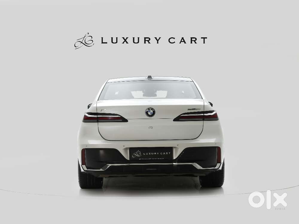 Bmw I7 Xdrive60, 2025, Electric