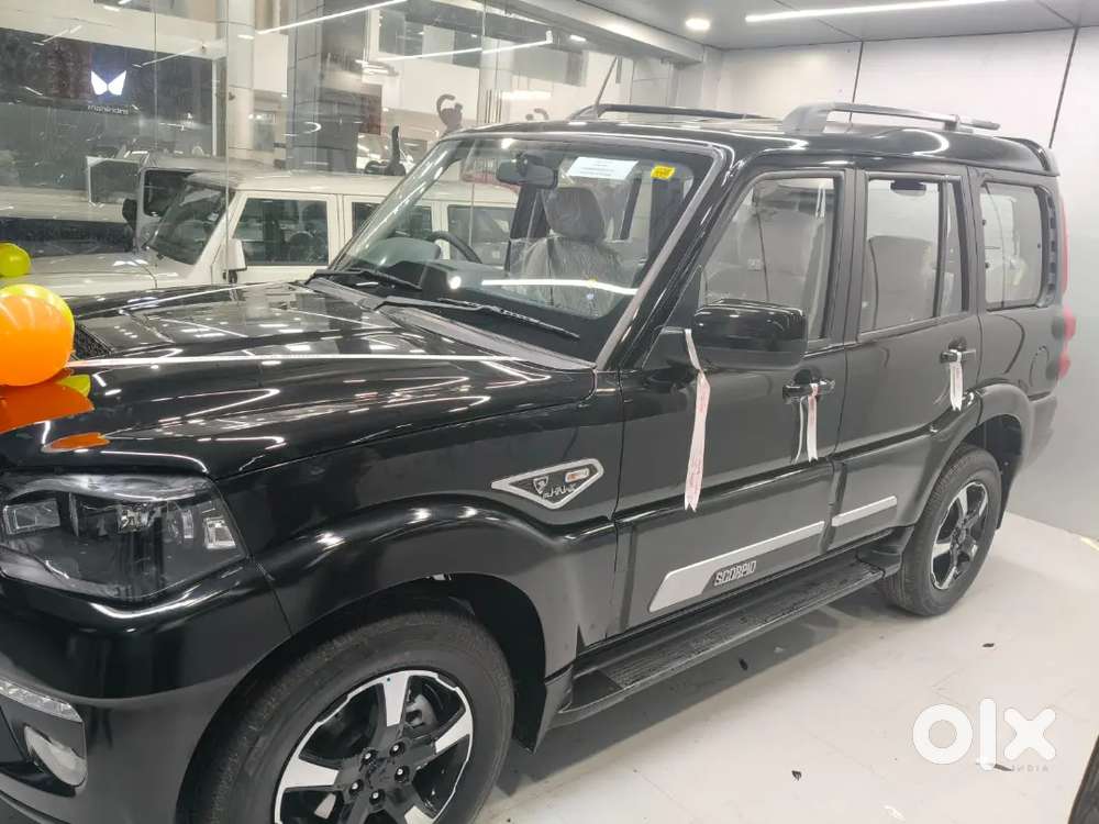 Mahindra All New Cars Finance Available