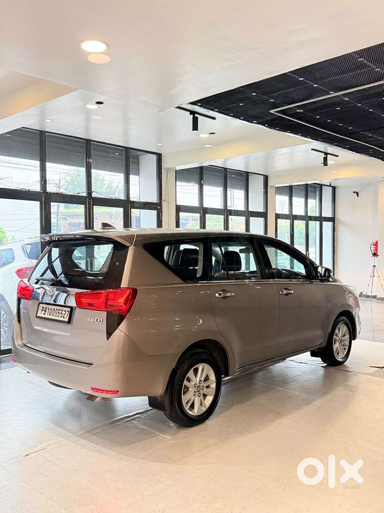 Toyota Innova Crysta 2.8 Gx At 7 Str, 2017, Diesel